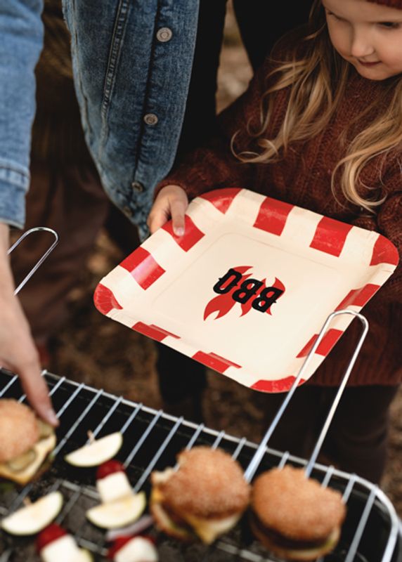 BBQ papptallerkener  6 stk